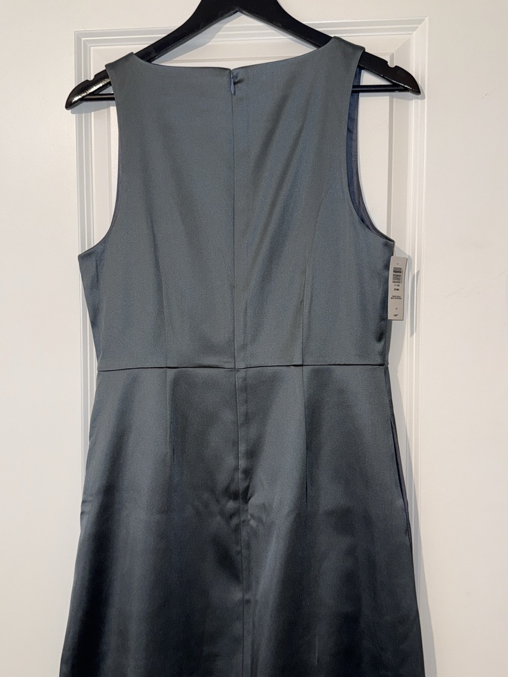 Babaton Slate Gray Sleeveless Sheath Dress